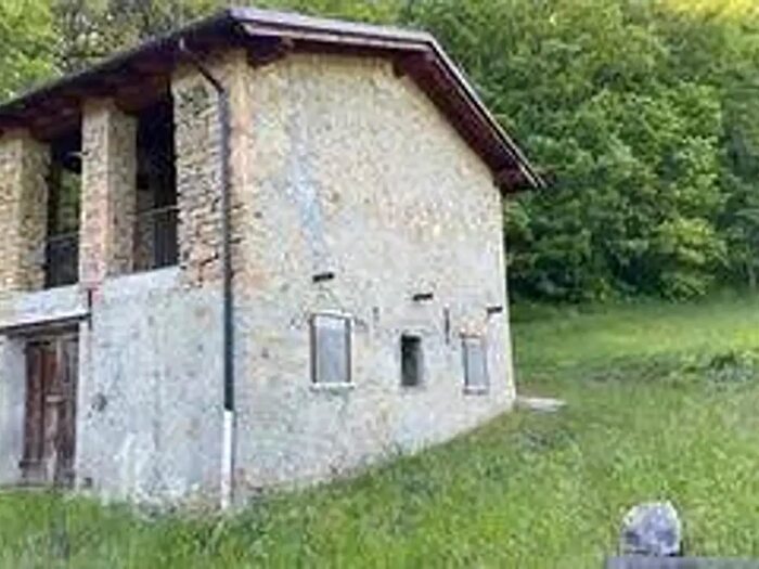 Casa quadrilocale in vendita in Palagano