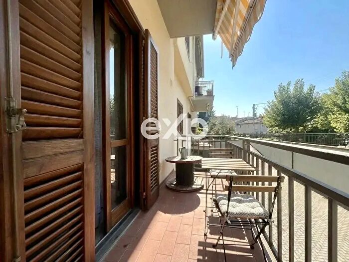Appartamento trilocale in vendita in Via dei Prati, Calenzano