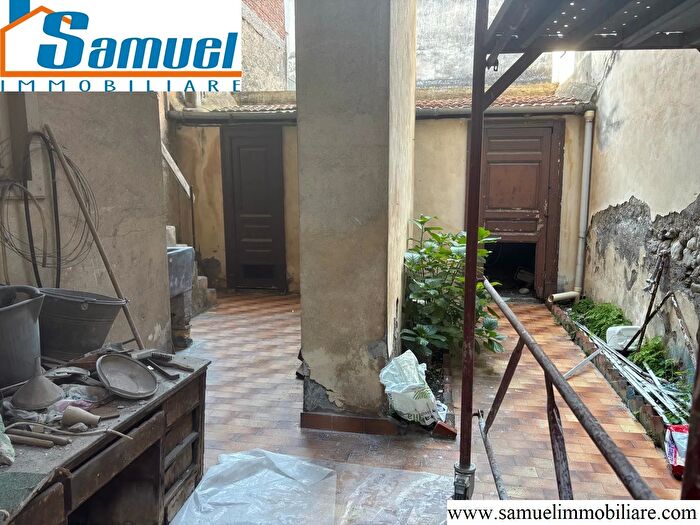 Casa quadrilocale in vendita in Corso Italia, Giarre