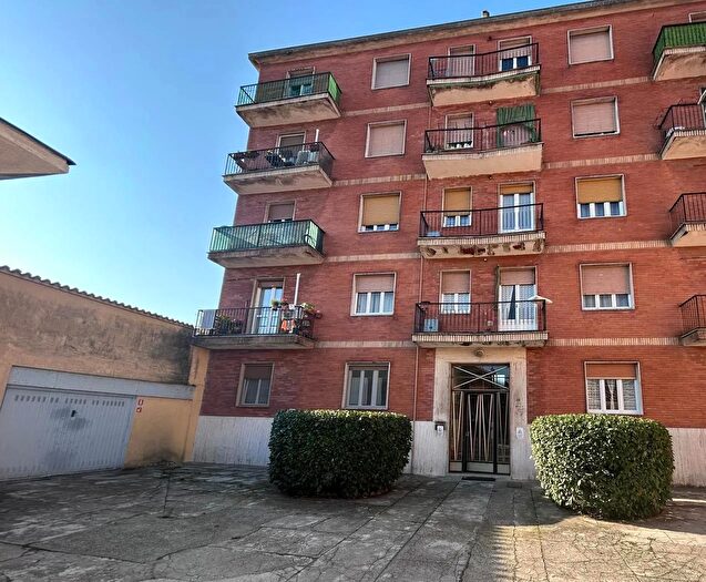 Appartamento trilocale in vendita in Via Borgo Nuovo, Garlasco