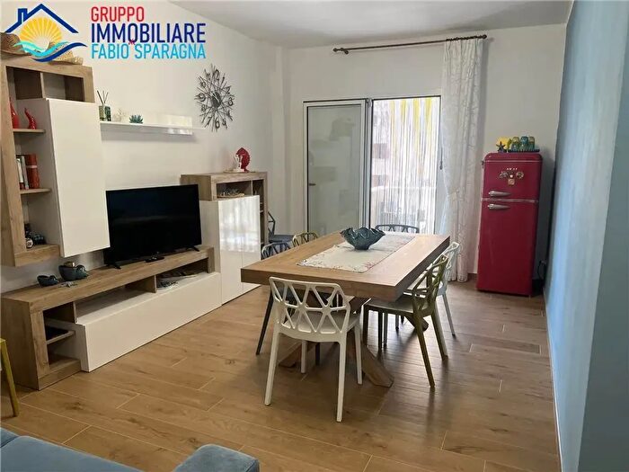 Appartamento quadrilocale in vendita in Via degli Oleandri, Sessa Aurunca