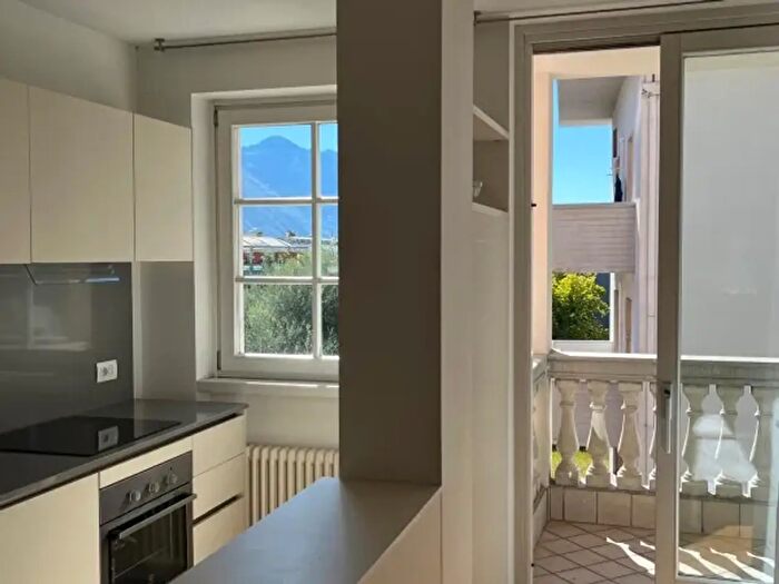 Appartamento con 5 locali in affitto in Viale Nino Pernici, Riva Del Garda