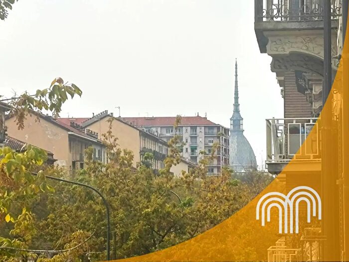 Appartamento trilocale in vendita in Corso Belgio, Torino