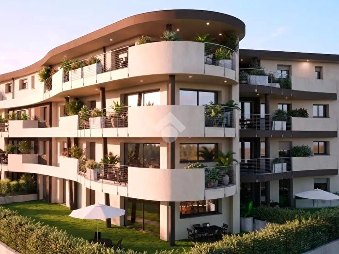 Appartamento quadrilocale in vendita in Via Don Minzoni, Origgio