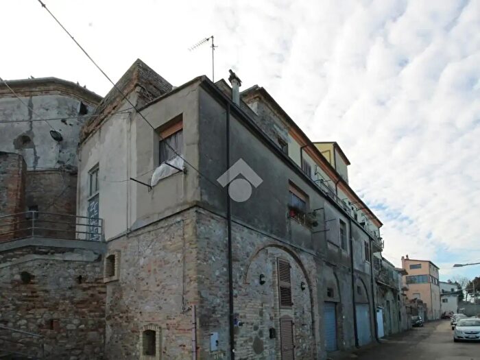 Casa bilocale in vendita in Via Guglielmo Marconi, Castellalto