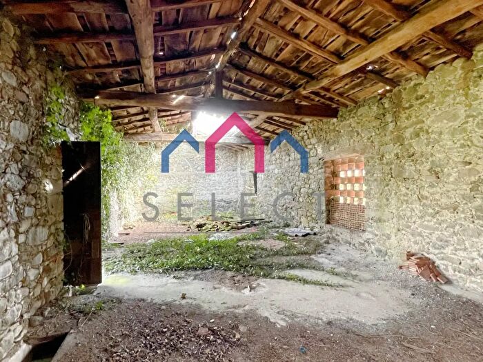 Casa bilocale in vendita in Loc Solceta, Castiglione Di Garfagnana