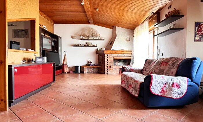 Casa quadrilocale in vendita in Via Piacenza, Lugagnano Val DArda