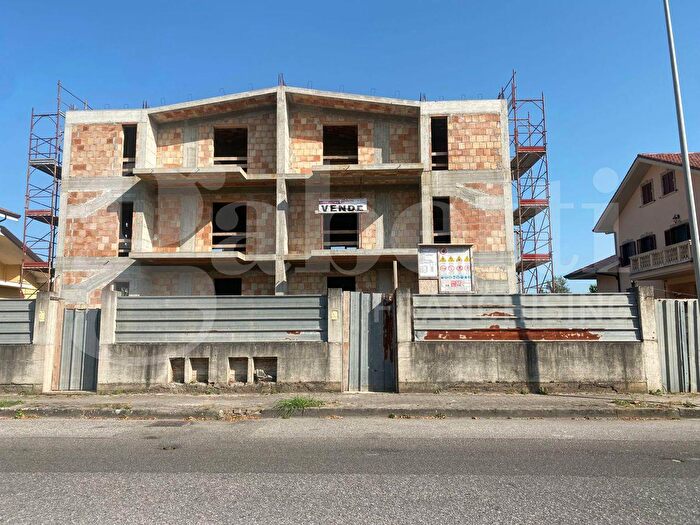 Casa in vendita in Via Pietro Nenni, Lamezia Terme