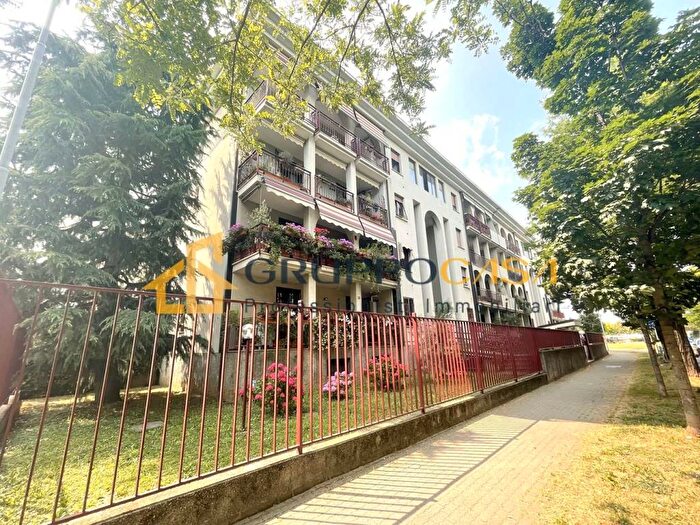 Appartamento bilocale in affitto in Via Asiago, Carugate