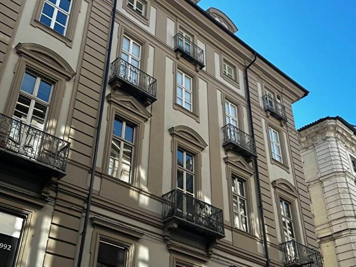 Casa bilocale in affitto in Via Giuseppe Garibaldi, Quadrilatero Romano, Torino