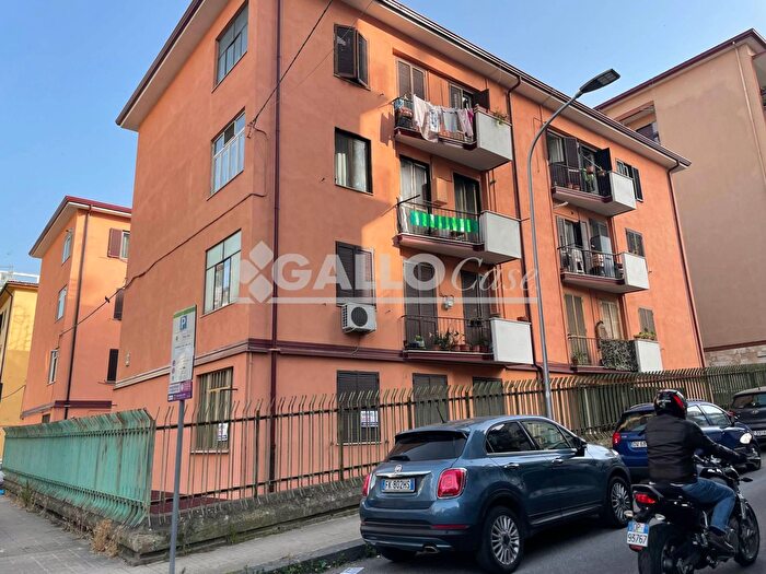 Appartamento trilocale in vendita in Via Federico Fellini Cosenza, Cosenza