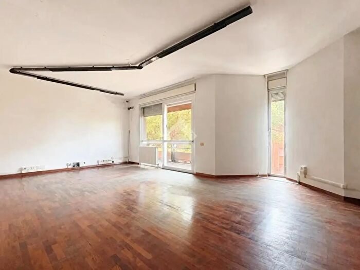 Appartamento con 7 locali in vendita in Viale della Repubblica, Prato