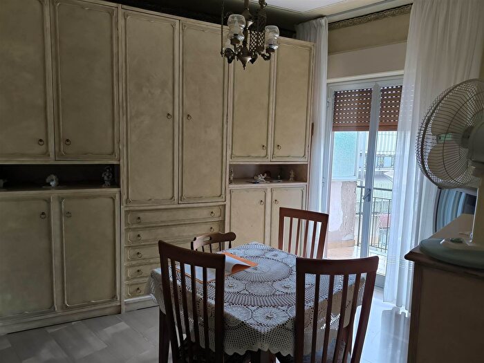 Appartamento trilocale in vendita in Via Bolognali, Messina