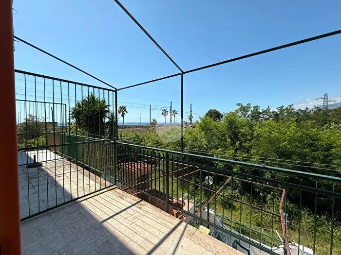 Appartamento bilocale in vendita in Via Marinella, Falconara Albanese