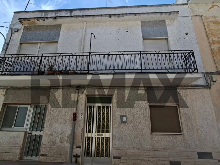 Casa con 8 locali in vendita in Via Damaso Bianchi, Bari