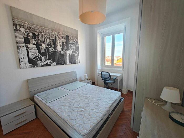 Appartamento quadrilocale in affitto in Via Spartaco, Cadore, Milano