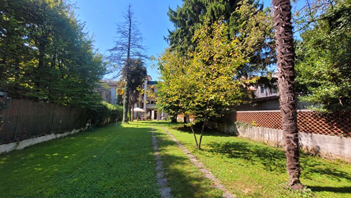 Casa con 20 locali in vendita in Sacile