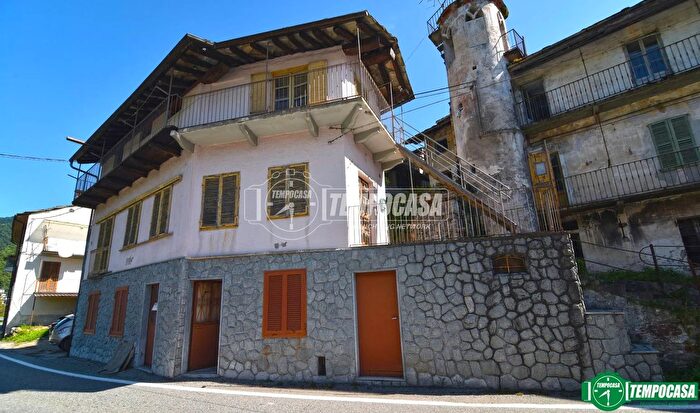 Casa quadrilocale in vendita in Ceres