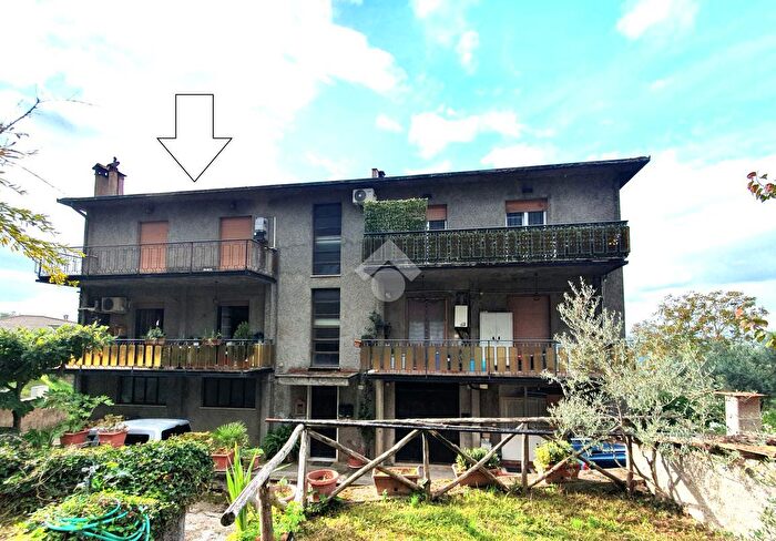 Appartamento trilocale in vendita in Via Collepetto, Serrone