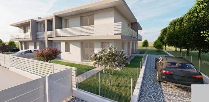 Casa con 6 locali in vendita in Via Generale a La Marmora, Rovolon