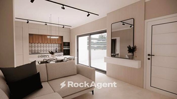 Appartamento trilocale in vendita in Via Cicerone, Santa Marinella