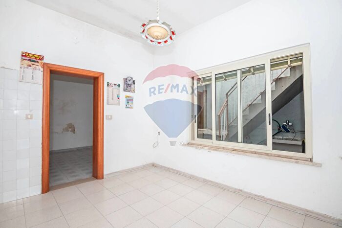 Casa quadrilocale in vendita in Via Maria Josè, Canicattini Bagni