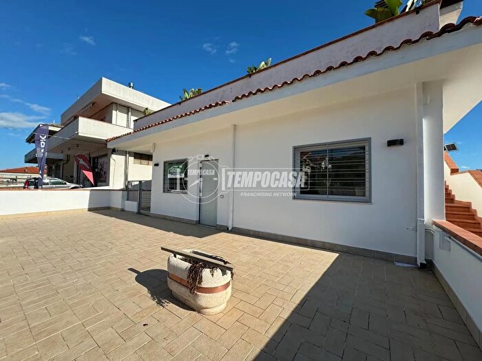 Appartamento trilocale in vendita in Via Adriatica Sud, Francavilla Al Mare