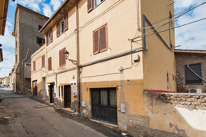 Appartamento trilocale in vendita in Via Vicolo del Moro, Campagnano Di Roma