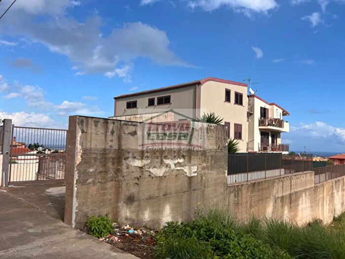 Appartamento trilocale in vendita in Via Enna, Melilli