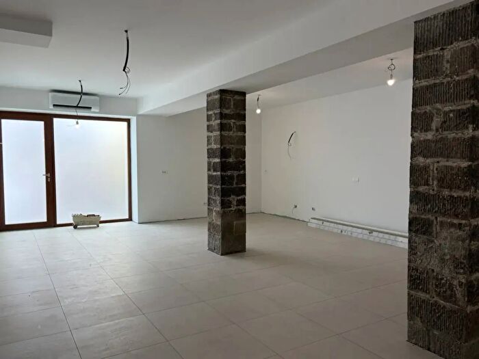 Appartamento quadrilocale in vendita in Via Giuseppe Mazzini, Terranuova Bracciolini