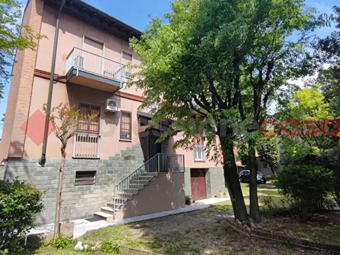 Case in Vendita e in Affitto - 2