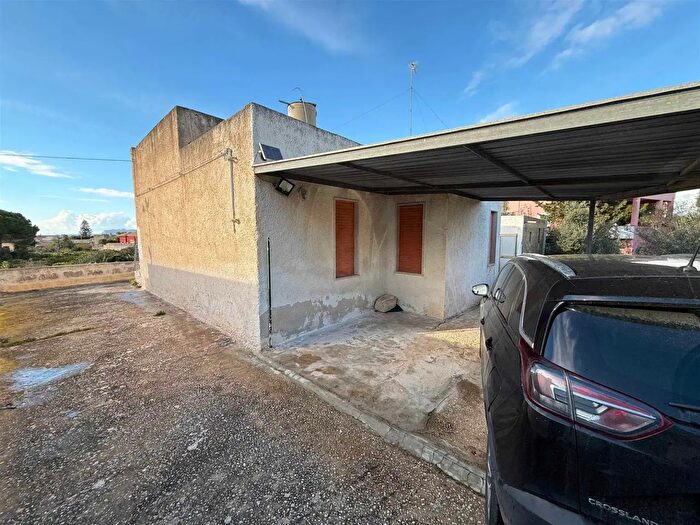 Casa con 6 locali in vendita in Via Trento, Marsala