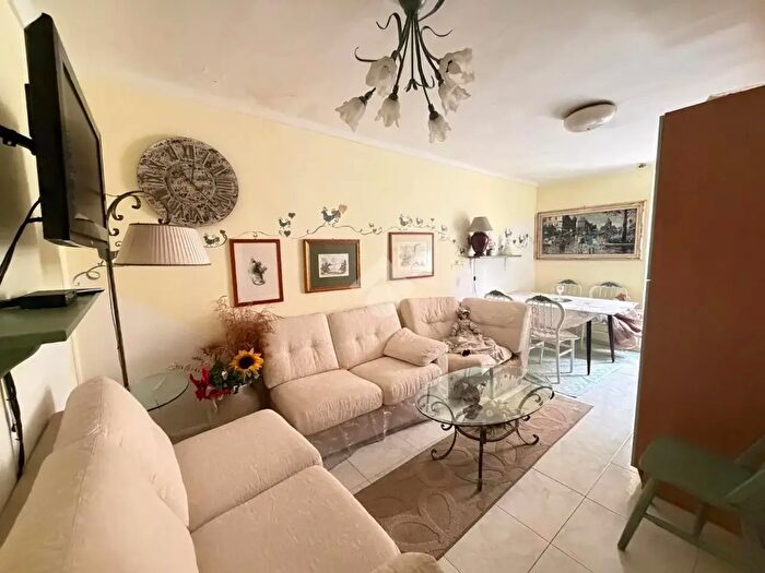 Appartamento trilocale in affitto in Via Turritana, Sassari