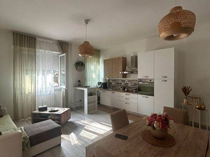 Appartamento trilocale in affitto in Via Codignole, Brescia Due, Brescia