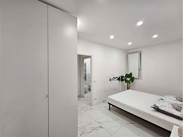 Appartamento bilocale in affitto in Via Dante, Valduce Crispi, Como