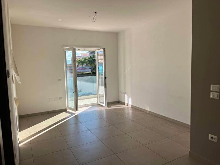 Appartamento trilocale in affitto in Via Filichito, Centro, Volla