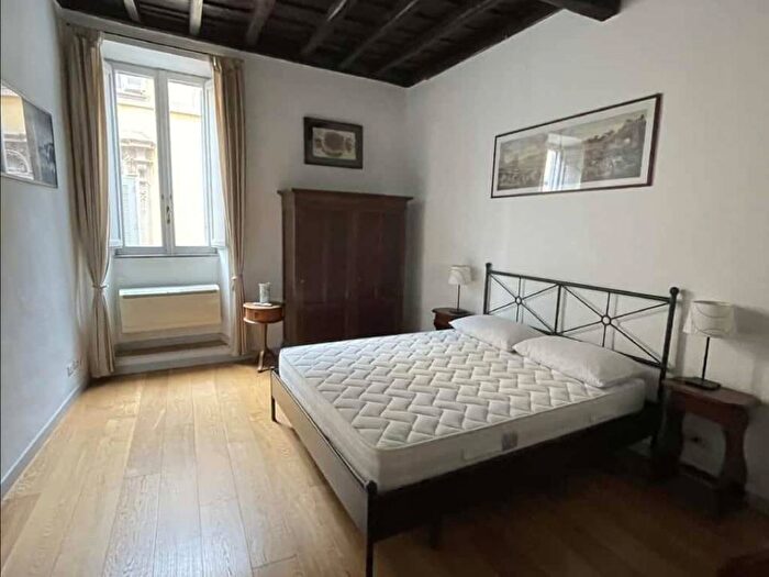 Appartamento bilocale in affitto in Via degli Ibernesi, Monti, Roma