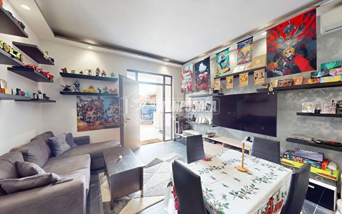 Casa quadrilocale in vendita in Via Torino, Ladispoli