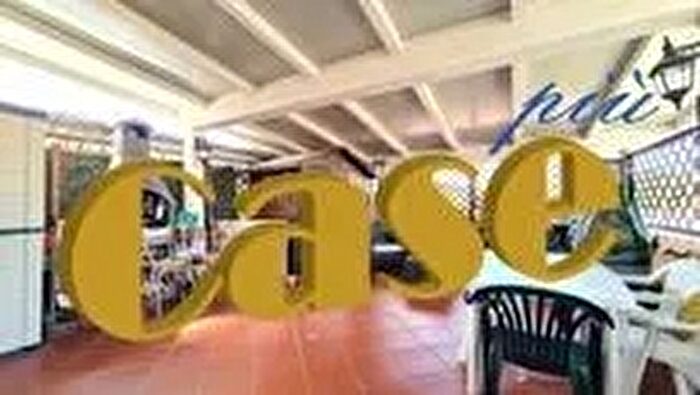 Appartamento con 5 locali in vendita in Seravezza