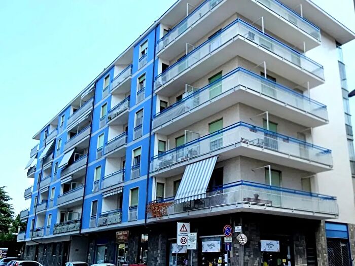 Appartamento trilocale in vendita in Via Paleologi, Chivasso