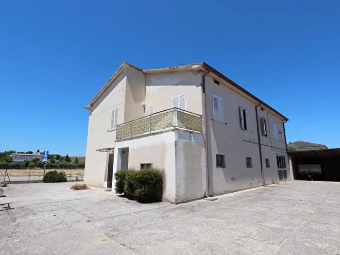 Casa con 7 locali in vendita in Via De Pinedo, Martinsicuro