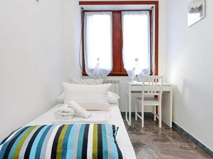 Appartamento con 5 locali in affitto in Via Cerreto di Spoleto, Furio Camillo, Roma