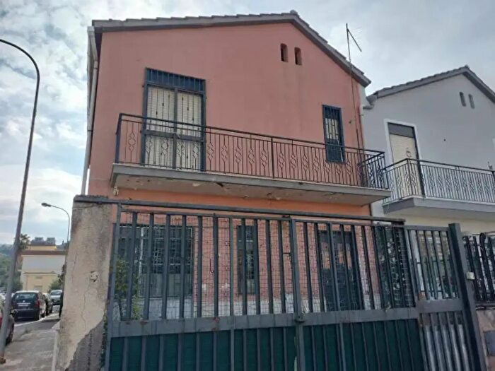 Casa quadrilocale in vendita in Via Caserta, Lentini