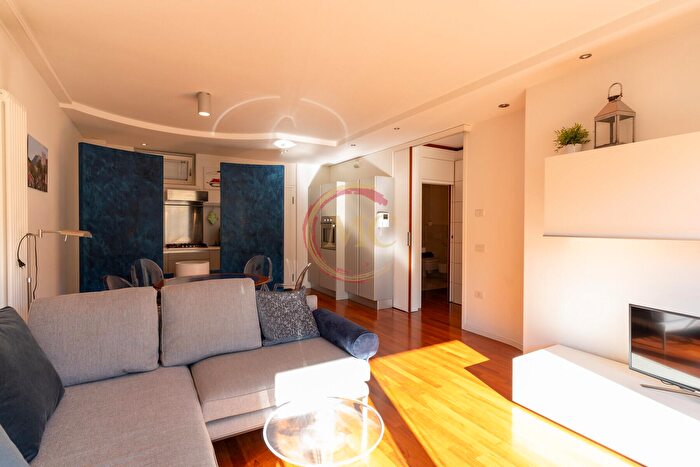 Appartamento bilocale in vendita in Via Pascoli, Riva Del Garda