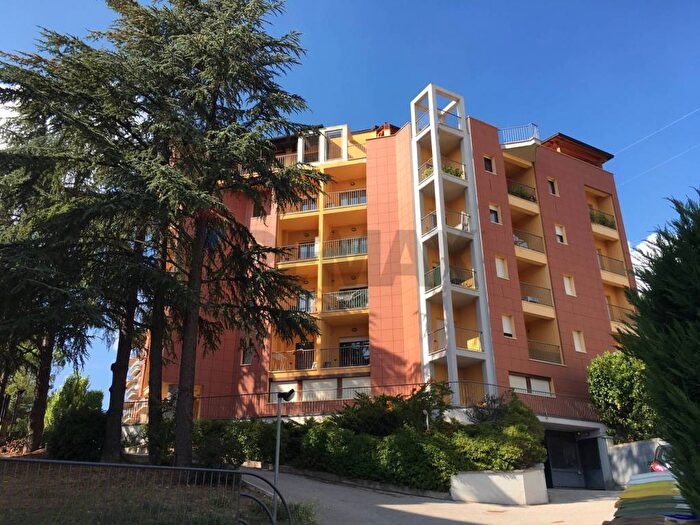 Appartamento trilocale in affitto in Via Prifernum, Pettino Cansatessa, LAquila