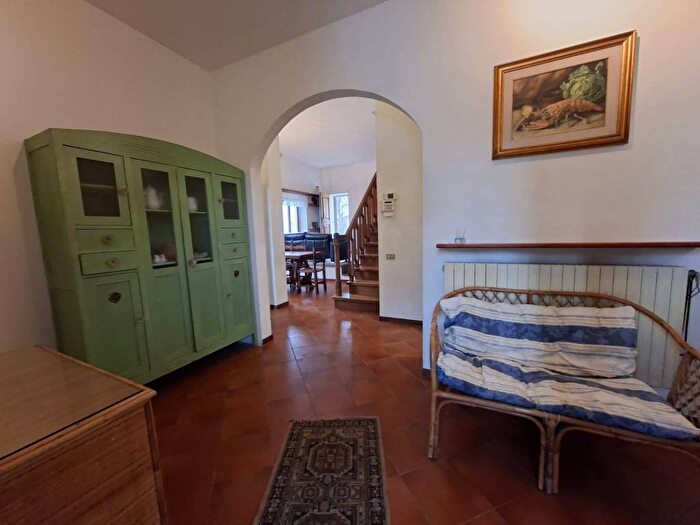 Casa con 5 locali in affitto in Mosciano Casignano Giogoli, Scandicci