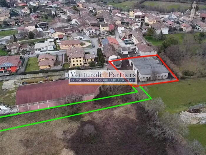 Casa in vendita in Via Morandi, Lonato