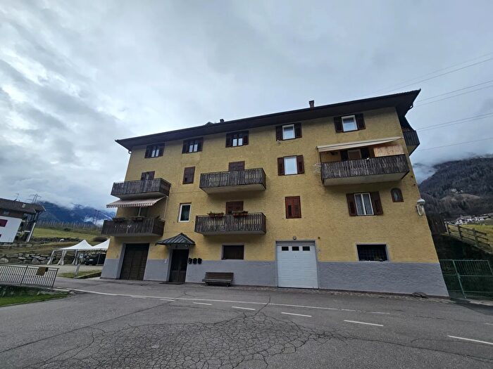 Appartamento trilocale in vendita in Via alle Contre, Caldes