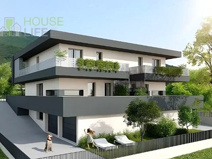 Casa con 5 locali in vendita in Via Stradelle, Santorso