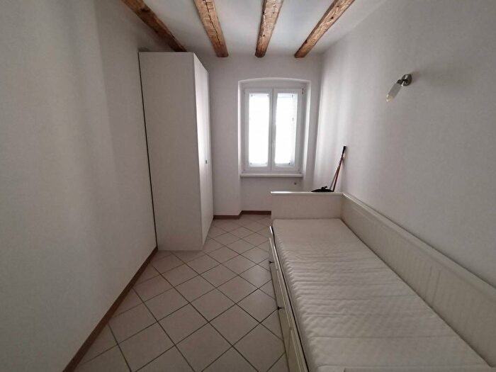 Appartamento bilocale in affitto in Via della Madonnina, Largo Barriera Ospedale Maggiore, Trieste